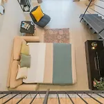 Loft & Charme By Rent Lägenhet Como