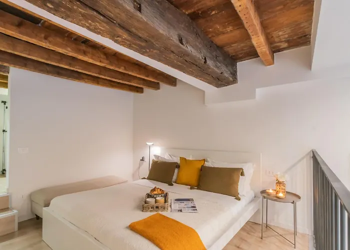 Loft & Charme By Rent Lejlighed *